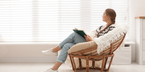 Żaluzje drewniane 50mm: Porównanie systemów Standard, TwinPull i Megaview