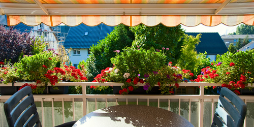 The easy way to shade - awnings