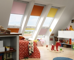 VELUX DKL užtemdančios žaliuzės su šoninėmis juostomis