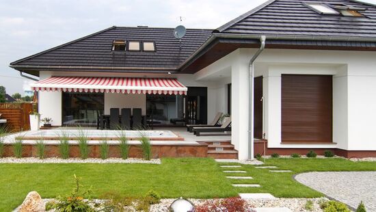 
										Visoms oro sąlygoms tinkančios terasos markizės
																						